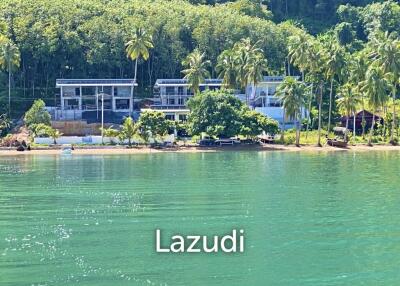 Modern Beachfront 2-Bed Pool Villa in Ko Yao Noi