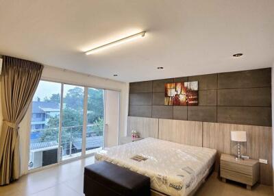 Townhouse for Rent  in Fa Ham, Mueang Chiang Mai