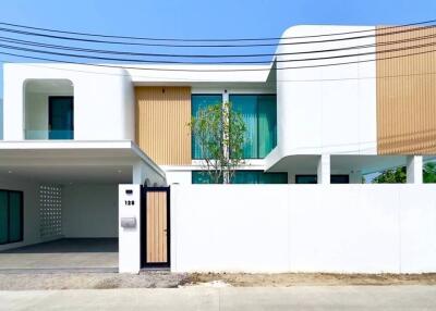 House for Sale, Rent in San Phak Wan, Hang Dong.