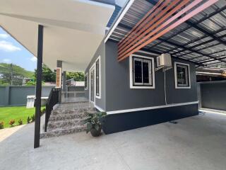 Affordable One-Bedroom Bungalow Near Schools and City, 10,000 Baht/Month Rent