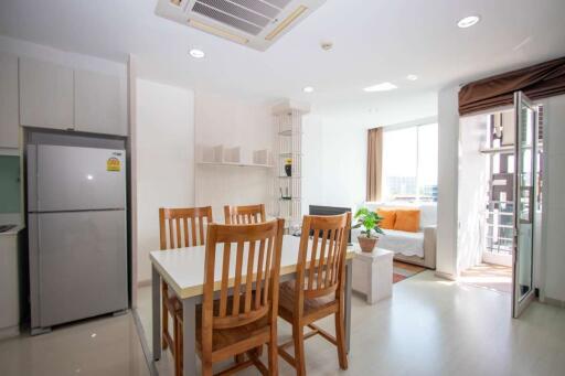 Fully Furnished One-Bedroom Condo for Rent Near Nimman Area : S Condominium