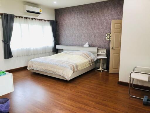 House for Rent, Sale in Hang Dong