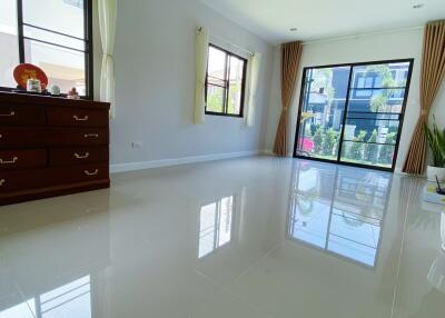 4 Bedroom House for Sale in San Phak Wan, Hang Dong