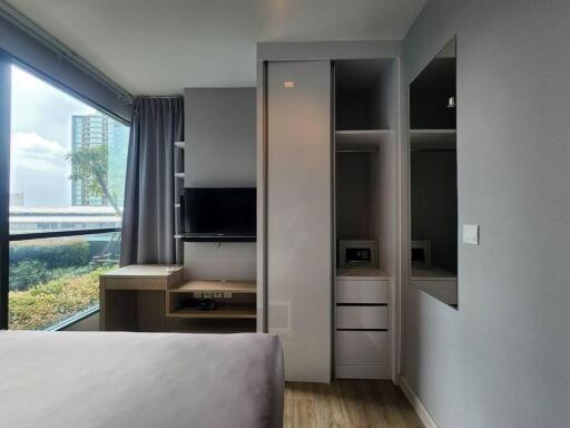 Condo for Sale at Ideo Mobi Sathon