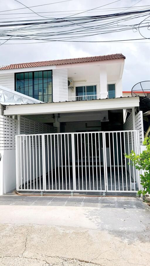 Townhouse for Rent in Nong Hoi ,Mueang Chiang Mai