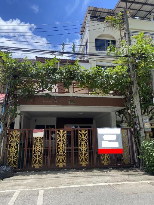 3 Bedroom House for Rent, Sale in Chang Phueak