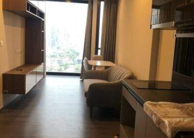 1-BR Condo at Oka Haus Sukhumvit 36 near BTS Thong Lor (ID 419327)