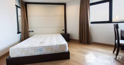 2-BR Condo at Sathorn Gardens near MRT Si Lom (ID 514565)