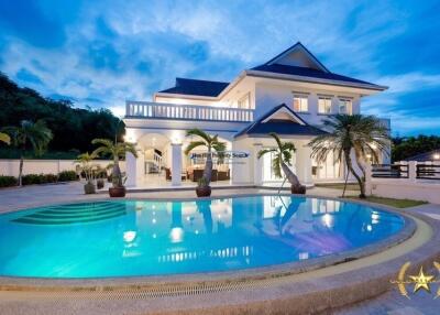 Heights 2 luxury pool villa for sale Hua Hin Khao Tao