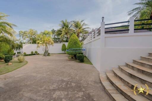 Heights 2 luxury pool villa for sale Hua Hin Khao Tao