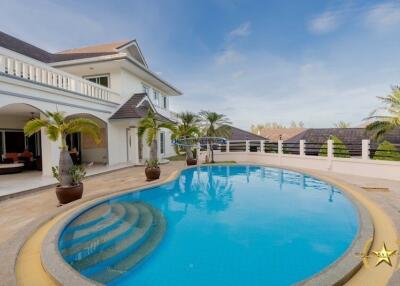 Heights 2 luxury pool villa for sale Hua Hin Khao Tao