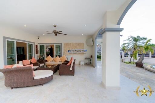 Heights 2 luxury pool villa for sale Hua Hin Khao Tao