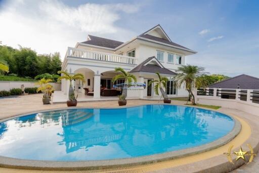 Heights 2 luxury pool villa for sale Hua Hin Khao Tao