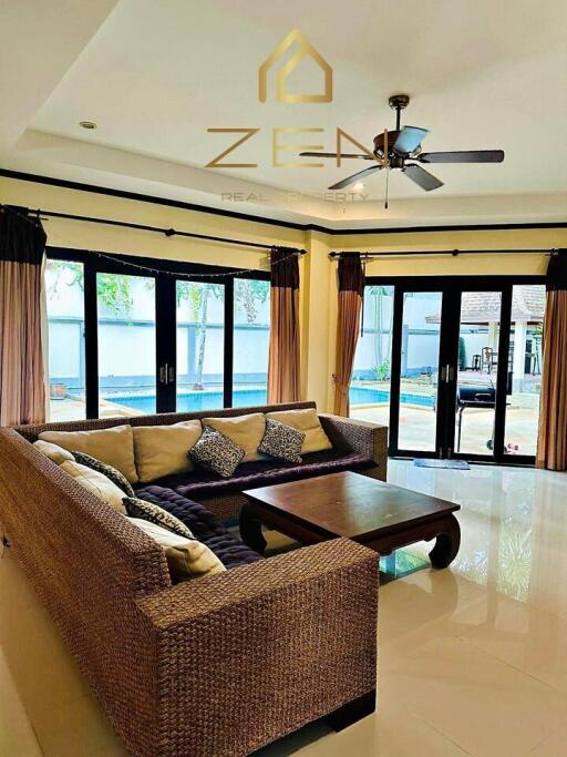 Modern Villa 3 Bedrooms in Rawai For Rent