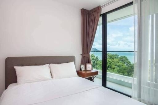 Bedroom with ocean view