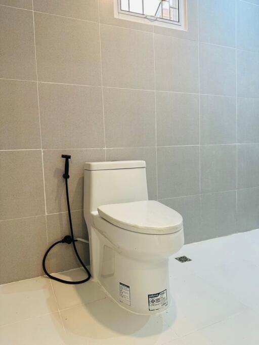 Modern bathroom with a toilet