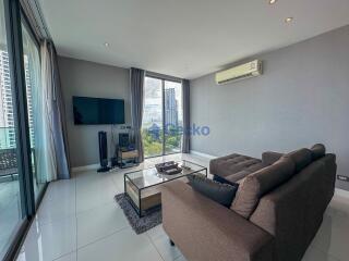 2 Bedrooms Condo in The Point Pratumnak C011694