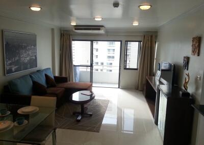 Condo for Rent at Saranjai Mansion