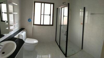 House for Rent in San Phak Wan, Hang Dong.