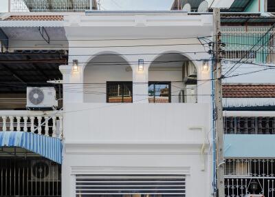 Townhouse for Rent, Sale in Bang Kho Laem