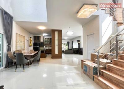 4 Bedroom House for Sale in San Saran Mod-Chic
