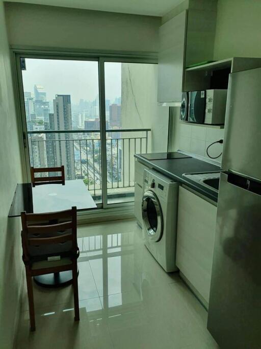 Condo for Rent at Life Ratchadapisek