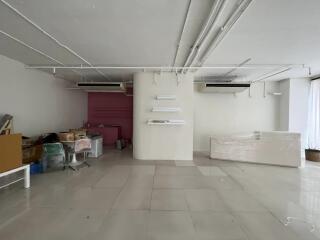 Commercial/Shophouse for Rent in Prompong