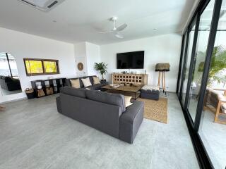 Luxurious 3-Bedroom Seaview Villa for sale in Chaweng