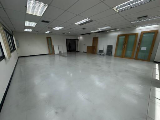 For Rent Bangkok Office Sukhumvit BTS On Nut Phra Khanong