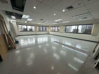 For Rent Bangkok Office Sukhumvit BTS On Nut Phra Khanong