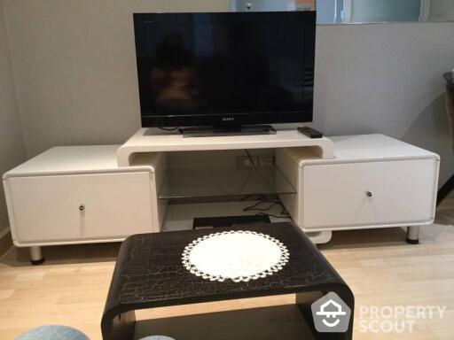 2-BR Condo at 59 Heritage Sukhumvit 59 near BTS Thong Lor (ID 34074)