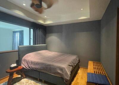 1-BR Condo at The Emporio Place near BTS Phrom Phong