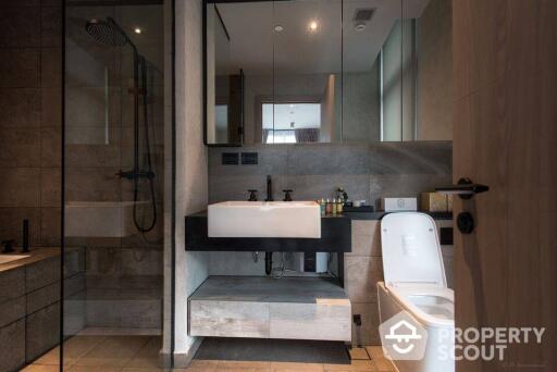 2-BR Condo at The Lofts Asoke near MRT Phetchaburi (ID 513014)