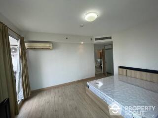 2-BR Condo at Supalai River Place Charoen Nakorn near BTS Krung Thon Buri