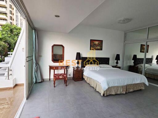 4 Bedrooms Condo in Chom Talay Resort Na Jomtien C011922