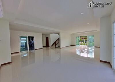 Huge 5 Bedroom Pool Villa Near Mabprachan Lake Pattaya For Sale