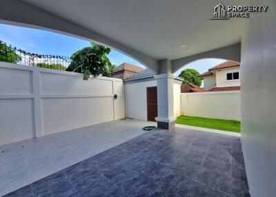 Huge 5 Bedroom Pool Villa Near Mabprachan Lake Pattaya For Sale