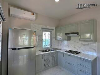 Modern 3 Bedroom House In Nong Pla Lai Pattaya For Rent