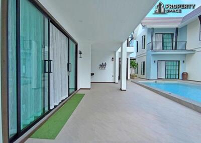 5 Bedroom Pool Villa In Near Phoenix Gold Golf & Country Club Pattaya For Rent