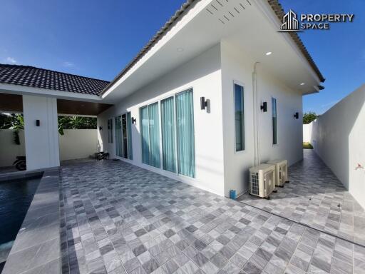 3 Bedrooms Modern Pool Villa In Huay Yai Pattaya For Sale