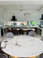 Modern kitchen with dining area