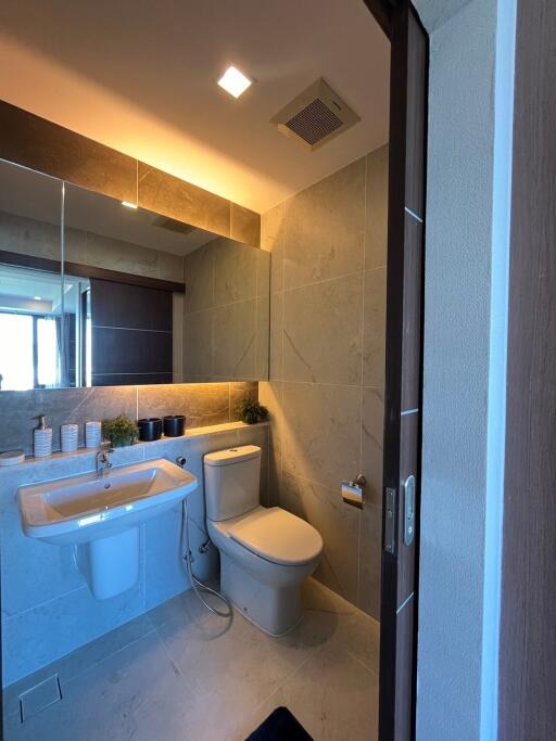 Condo for Rent at Astra Condo