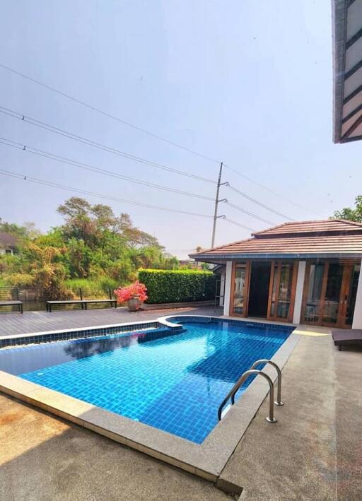 Luxury Pool Villa Thai-Style for Rent/Sale in San Phranet