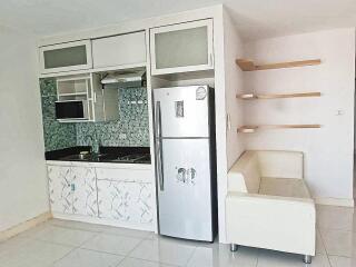 Condo for Rent, Sale at The Green 2 Condominium