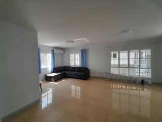 House for Rent in Ban Waen, Hang Dong.