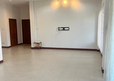 House for Rent in Yang Noeng, Saraphi.