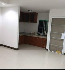 Townhouse for rent in Nimman area 3-story