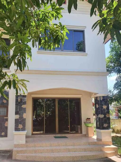 House for rent near HomePro San Sai