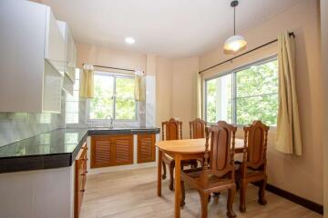 Fully Furnished 2-Bedroom Apartment, Near Amenities and Nimmanhaemin