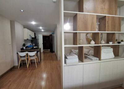 Condo for Rent at Rawee Waree Condo